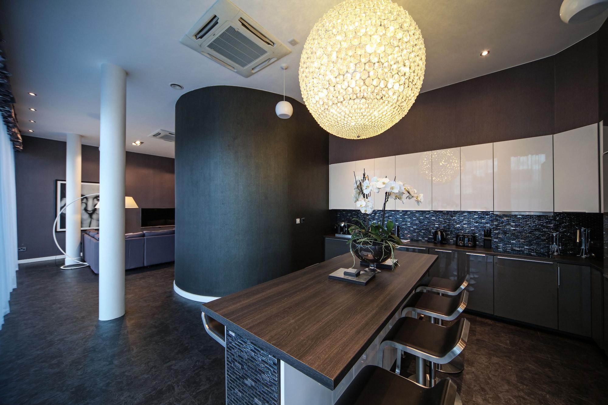Epic Apartments Seel Street Ливърпул Екстериор снимка